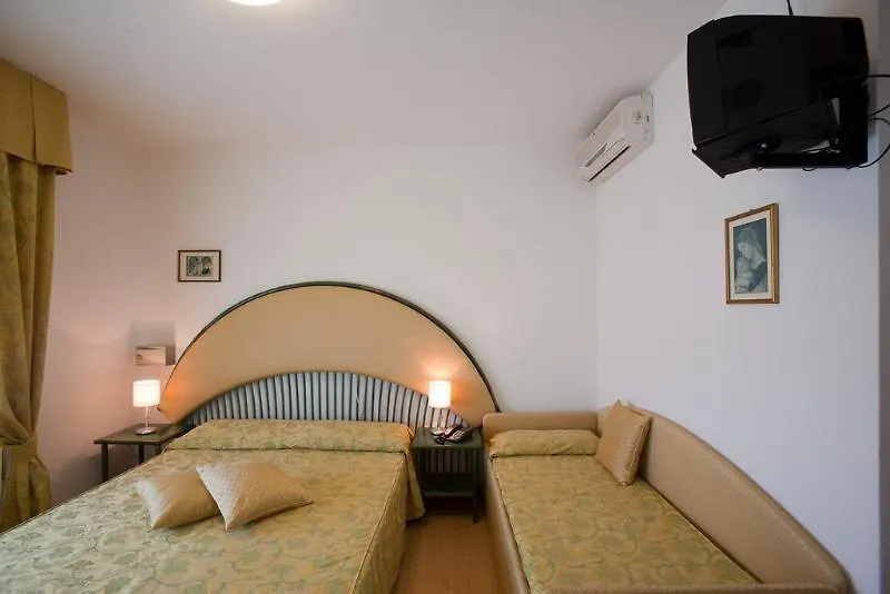 Hotel Canarie Jesolo